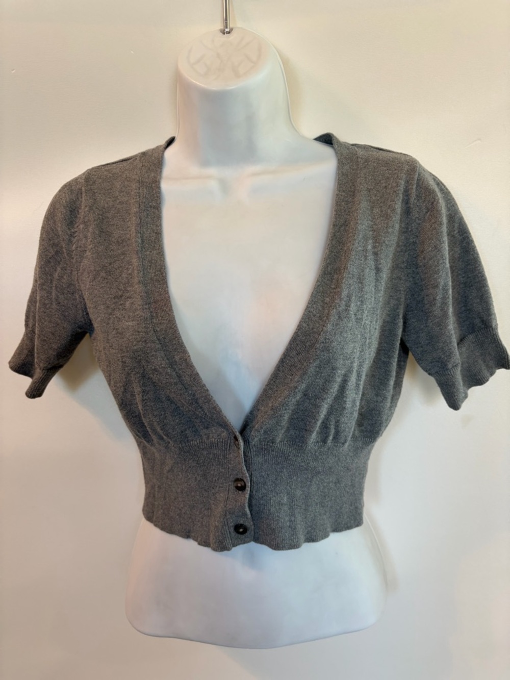 Mossimo Medium Women’s Cropped Gray Short-Sleeve Cardigan Sweater 100% Cotton